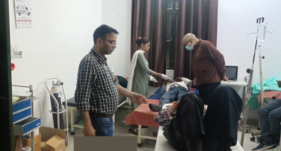 Etawah Accident Tractor Collides with Moped One Dead Two Seriously Injured Body Sent for Postmortem