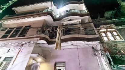 Farrukhabad Blast Explosives Found Inside Former MLA Vijay Singh’s House Details in Hindi