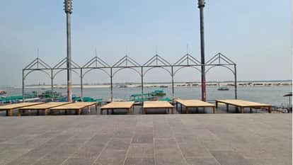 first Ganga Aarti of Kashi Vishwanath Temple will begin at 6 o'clock in varanasi at Lalita Ghat