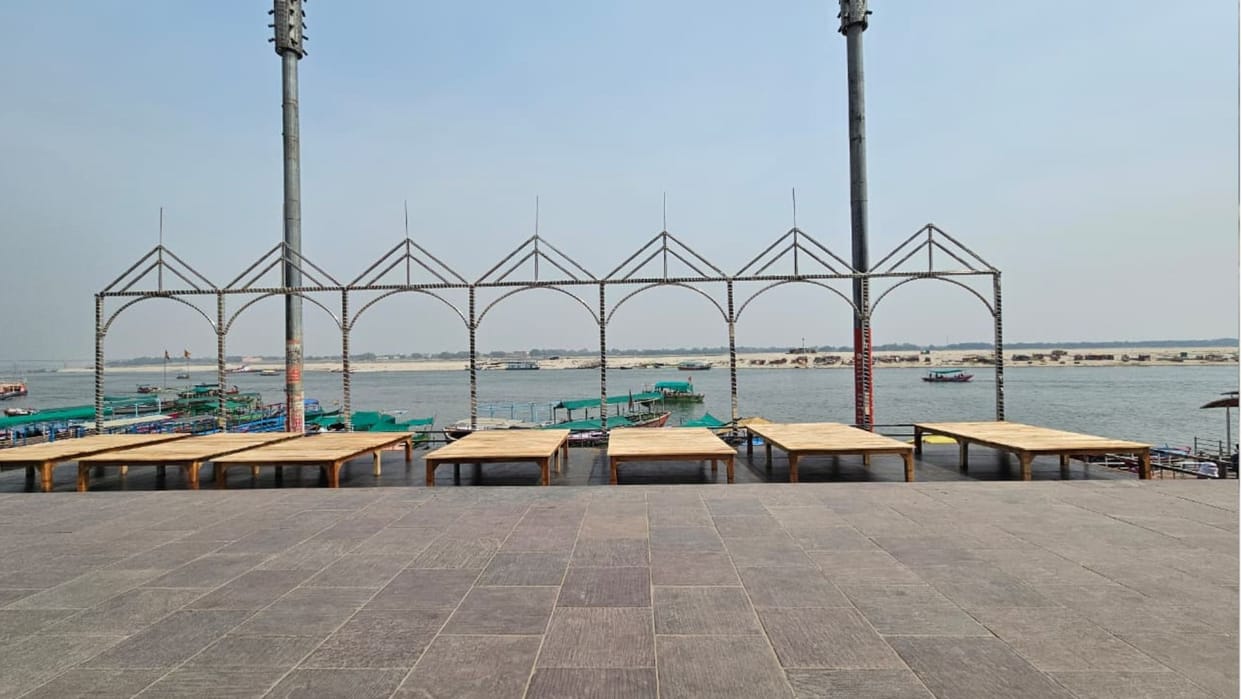 first Ganga Aarti of Kashi Vishwanath Temple will begin at 6 o'clock in varanasi at Lalita Ghat