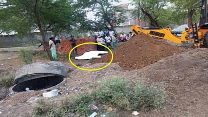 Buffaloes died in village Badhar