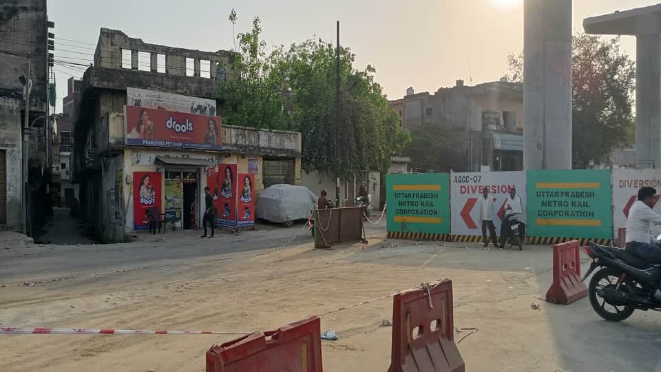 मेट्रो के दूसरे काॅरिडोर में लंगड़े की चौकी पर बनाया गया नया कट।