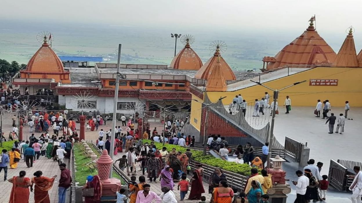 https://staticimg.amarujala.com/assets/images/2026/03/19/mathhaya-parathasha_02b310832a3198a6de50d4cf8d9b073d.jpeg?dpr=2.6&q=80&w=480