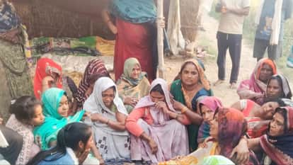 Cow Kicks While Being Milked Elderly Man Died After Sustaining Injury to Private Parts in Mirzapur