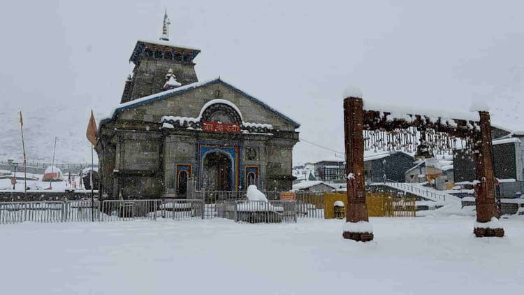 उत्तराखंड में मौसम का मिजाज अचानक बदल गया