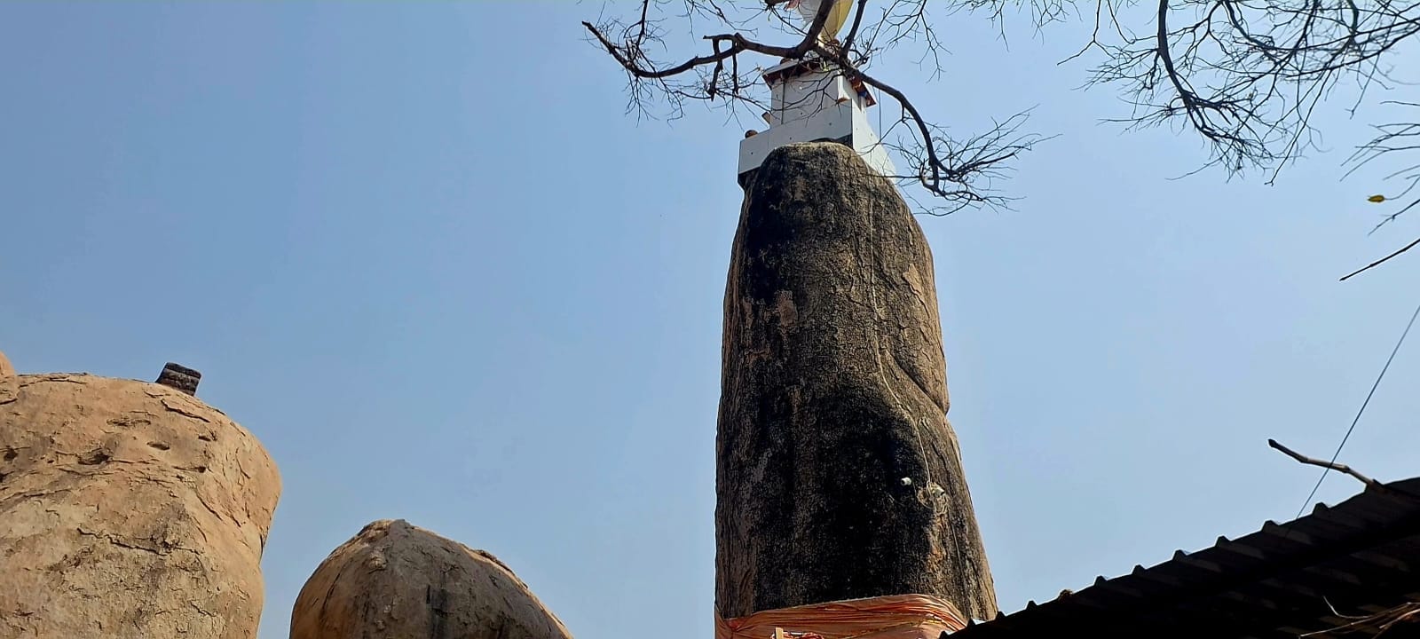 abar-mata-mandir-bundelkhand-70-feet-chattan-rahasya-navratri Sagar News
