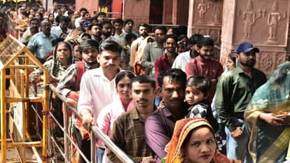 Navratri 2026: On the second day of Navratri, Goddess Brahmacharini was worshipped