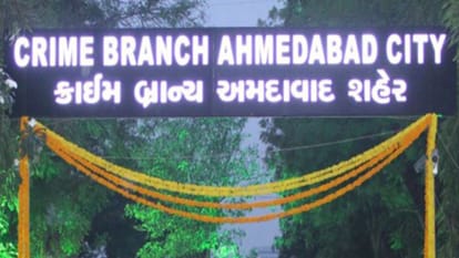 नकली नोटों के रैकेट का भंडाफोड़