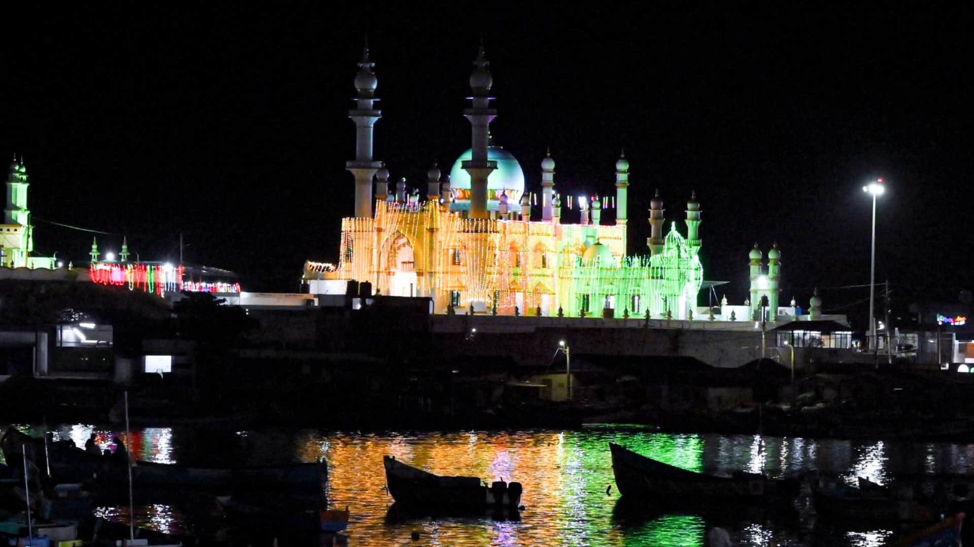 Eid Ul Fitr 2026 Eid Celebration Across World on 20 And 21 March