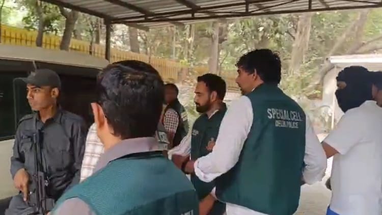 Delhi: गुरुग्राम नाइटक्लब हमले के केस में शूटर काजू गिरफ्तार, देश छोड़कर भागने की फिराक में था शातिर