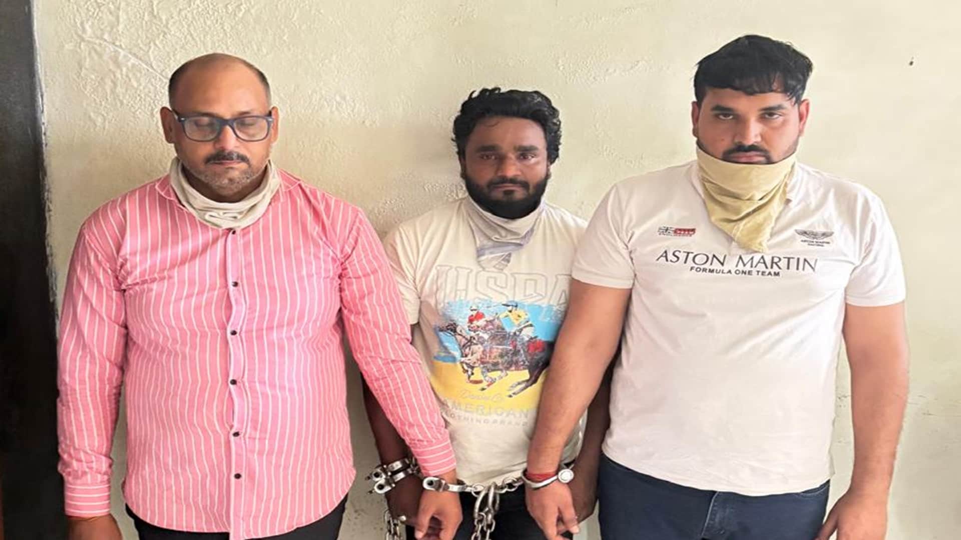पुलिस के गिरफ्त में आरोपी