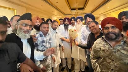 Sukhbir Badal meeting with leaders in Jalandhar appoints Sukhminder Rajpal as National Spokesperson