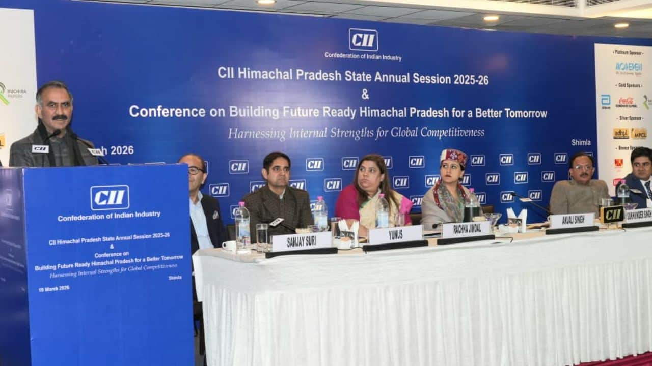 मुख्यमंत्री सुखविंद्र सिंह सुक्खू संबोधित करते हुए।