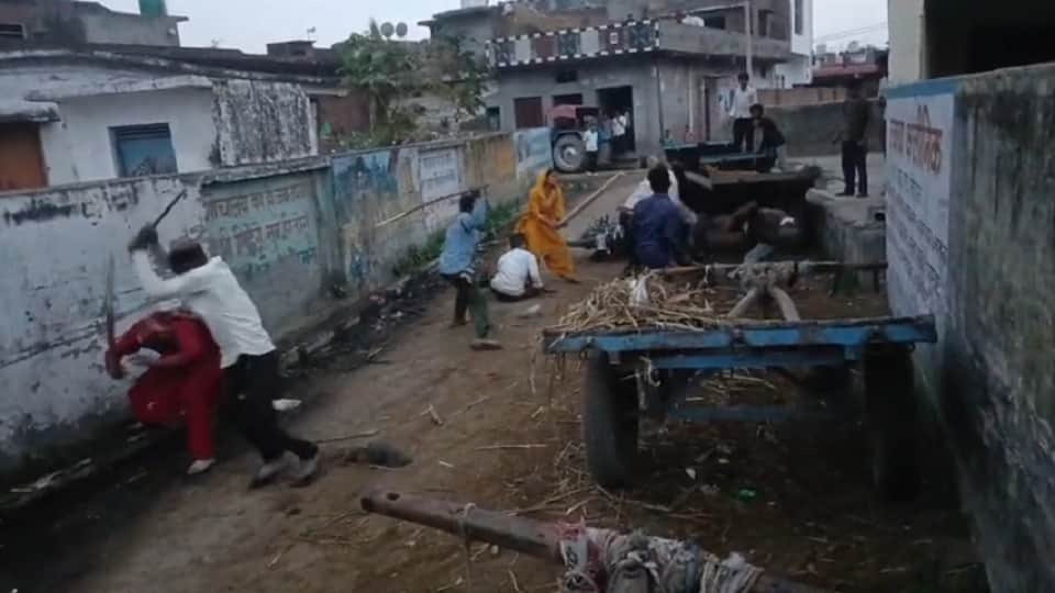 UP: Bloody conflict over farm ram in Bijnor, fight between two brothers' families, women also beaten