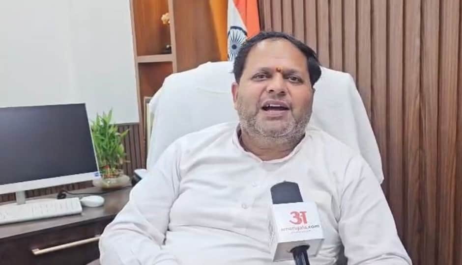 मेयर विकास शर्मा।