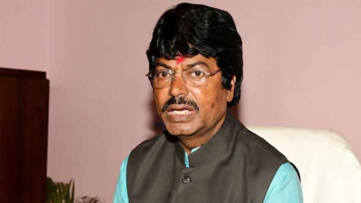 Congress party expelled from Former minister Yogendra Saw for three years after statement against CM Soren