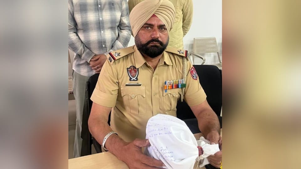 Jalandhar Crime Branch Two Arrested with Opium and Drug Money