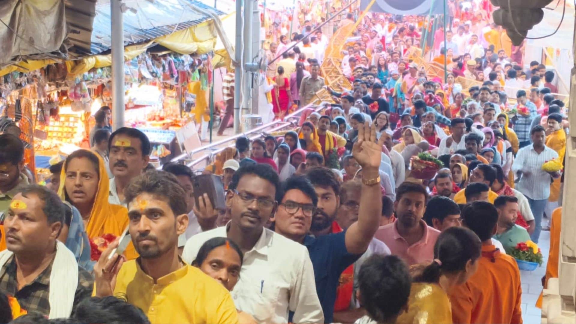 Chaitra Navratri second day Devotees throng Vindhyachal Dham for darshan in Mirzapur