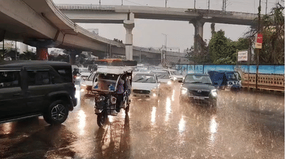 Weather in UP: Cloud activity will increase in western UP today, showers will occur