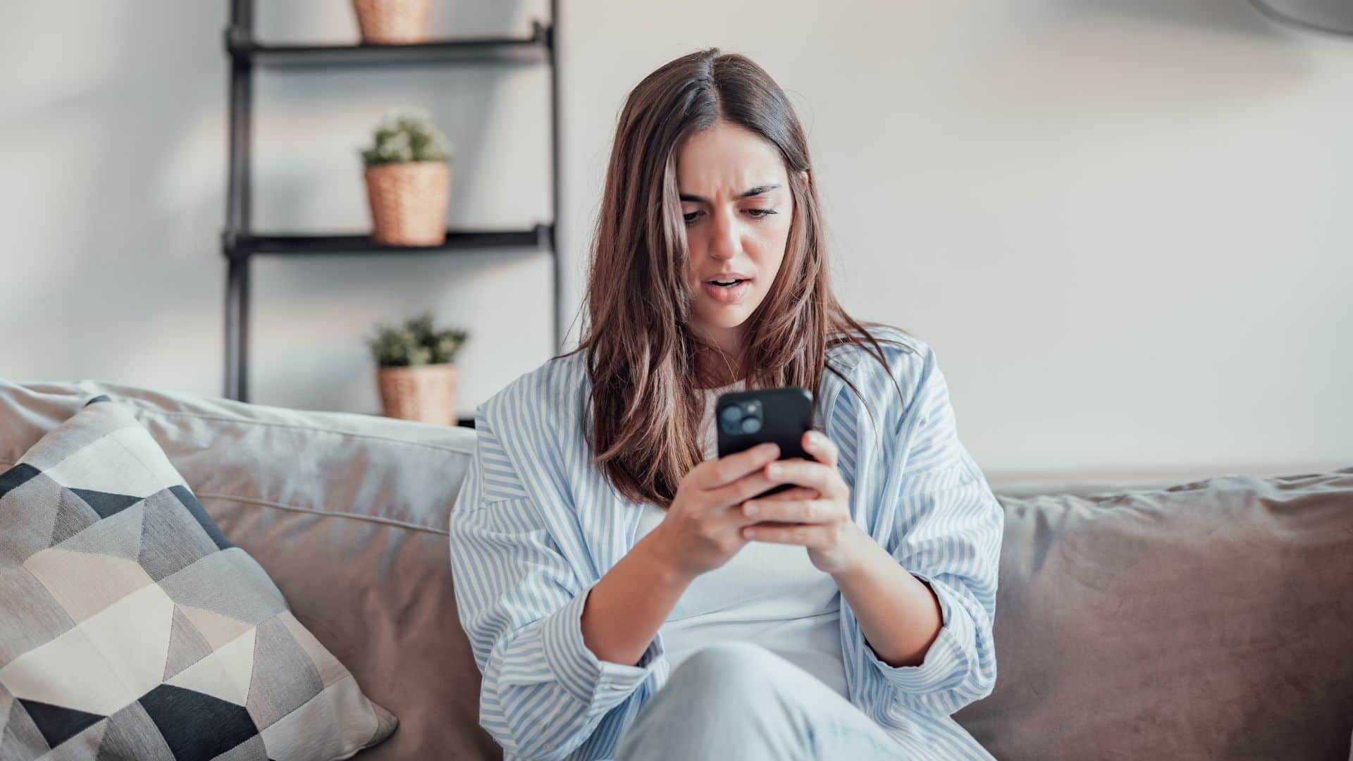 WiFi Router Placement Tips 2026: The Science of Getting Full Signal in Every Corner