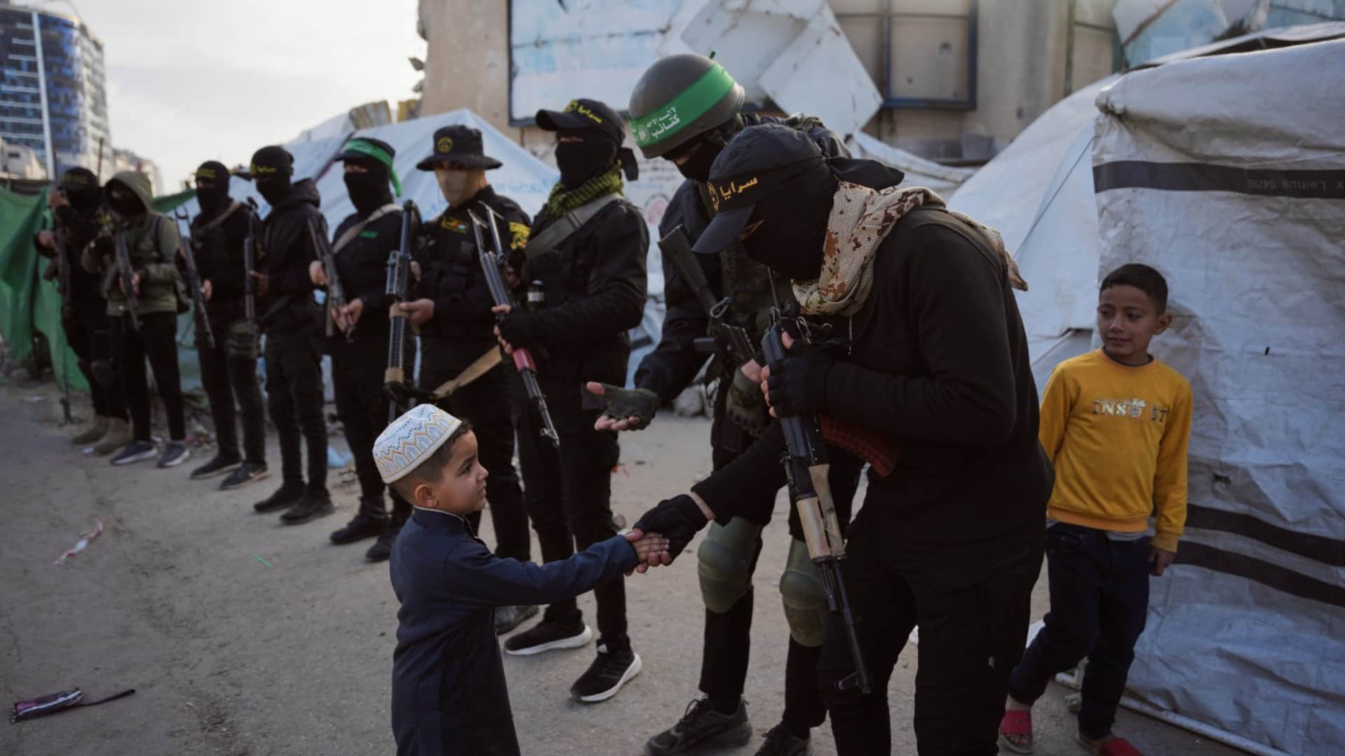 Eid Ul Fitr 2026 Celebration Images Worldwide Eid Photos From Bosnia Gaza Russia