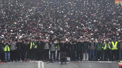 दुनिया भर से ईद की तस्वीरें