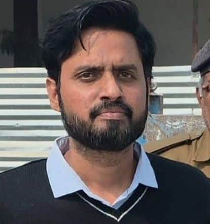 Mining inspector absconds from Gopalganj police station, misleads DM bihar news