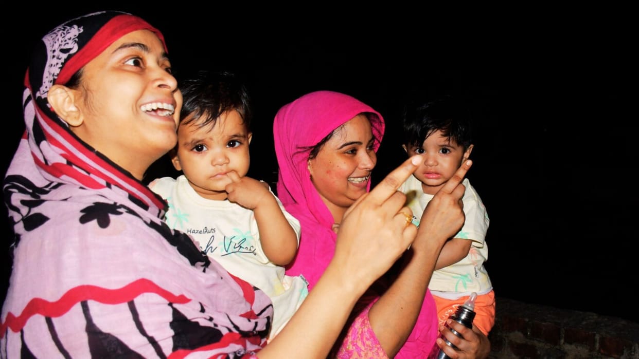 Moon Arrives in City of Ghats Eid Celebrations Today Spectacular Fireworks Prayers Held Until 10 am