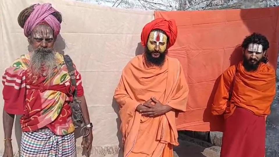 Ayodhya saints demand strict action against death of Baba Mathura