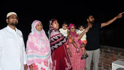 Moon Arrives in City of Ghats Eid Celebrations Today Spectacular Fireworks Prayers Held Until 10 am