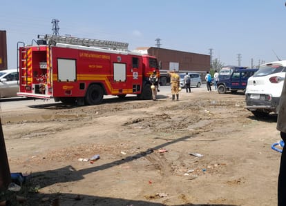 Mathura Violence News Live: मथुरा बवाल की क्या थी असली वजह, प्रशासन की ओर से आई महत्वपूर्ण जानकारी Mathura Violence Live Updates Stone Pelting on EID after Farsa Wale Baba Death News in Hindi