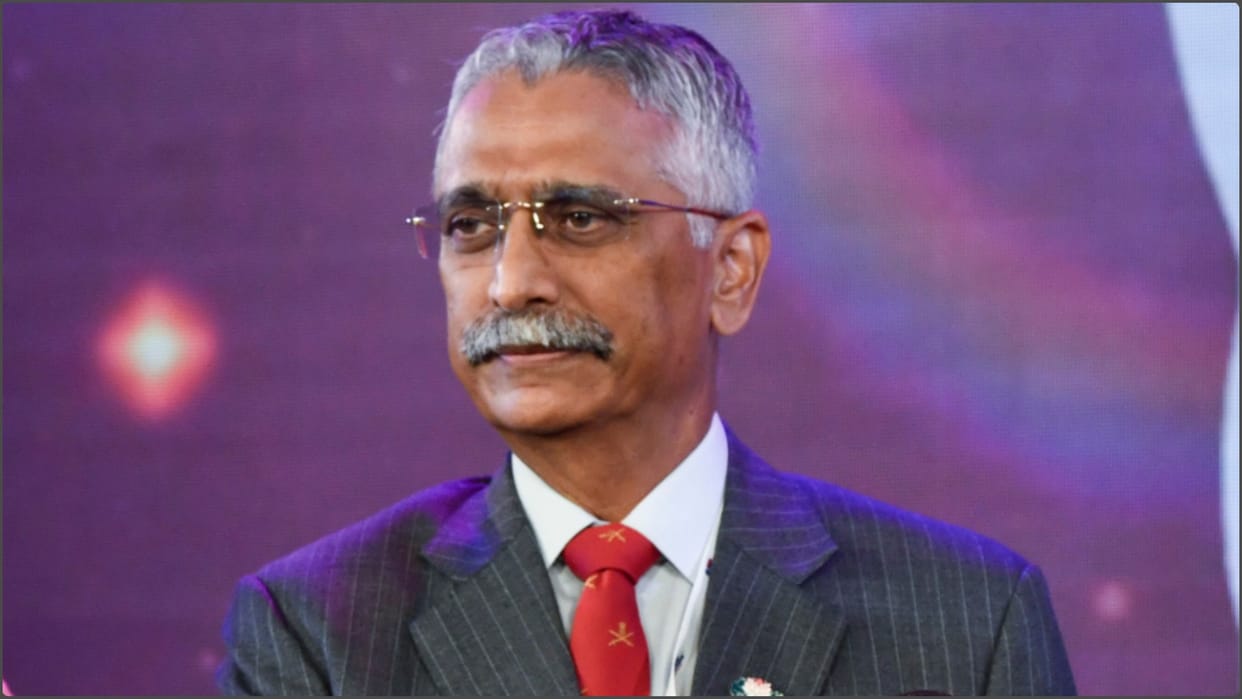 The Cantonment Conspiracy: Naravane says- There's always a bit of conflict between hard right and easy wrong