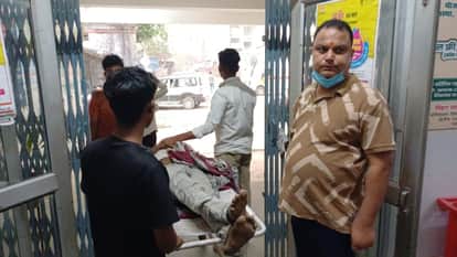 Menace of Illicit Liquor Persists in Bihar Despite Ban Treatment Underway at Sadar Hospital