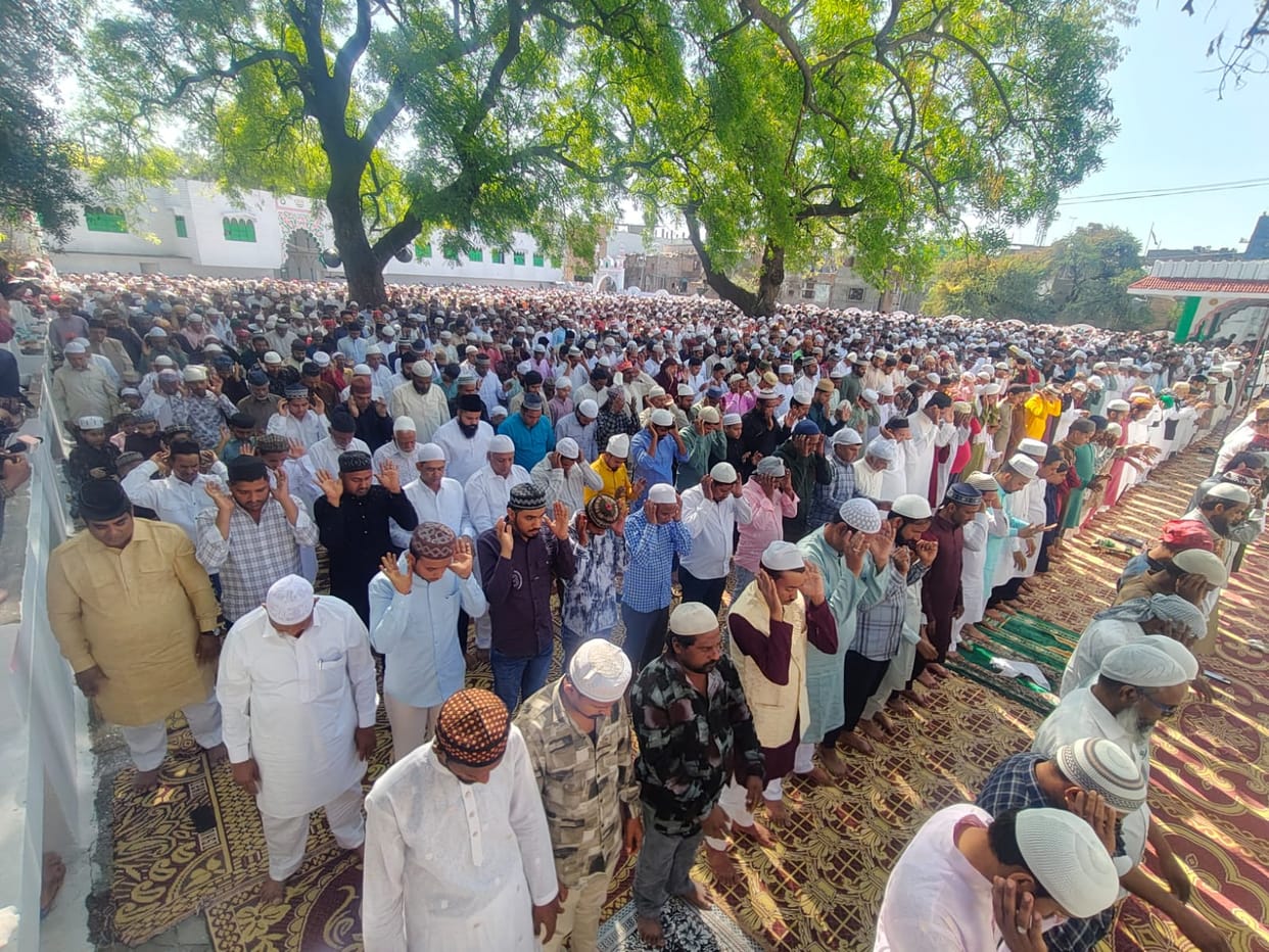 Indore News: Eid celebrated in Indore, Shahar Qazi said – socially boycott those who destroy the race by selli