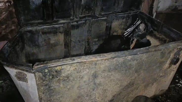 Fire breaks out in house in Khurja following cylinder explosion losses worth lakhs incurred