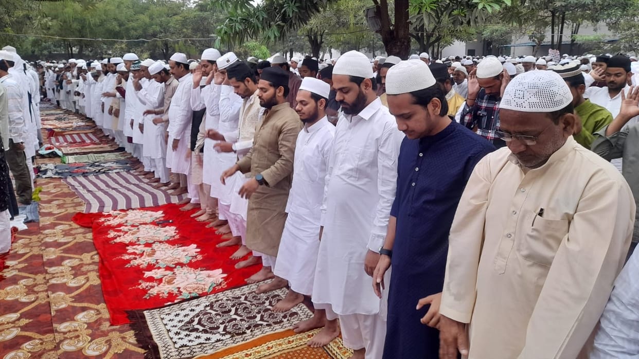 Eid Festivities Abound in Farrukhabad  Hardoi and Other Districts Worshippers Pray for the Nations Progress