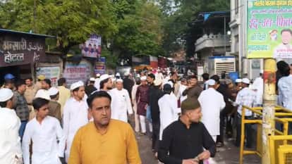 Eid Ul Fitar:  Eid Prayers Offered at Shahi Eidgah in Meerut, Prayers for Peace and Harmony