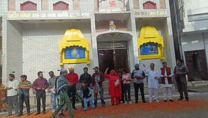 Eid-Ul-Fitar: Eid Prayers Offered Peacefully in Muzaffarnagar Amid Festive Spirit