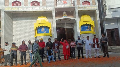 Eid-Ul-Fitar: Eid Prayers Offered Peacefully in Muzaffarnagar Amid Festive Spirit