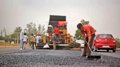 Kanpur After fuel crisis looms over tar prices have surged by 1.5 times and supplies remain unavailable