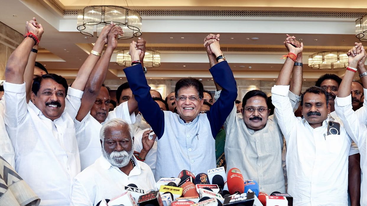 aiadmk nda seat sharing agreement tamilnadu bjp pmk ammk