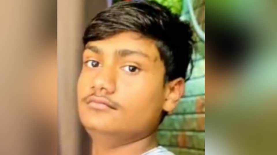 अयान की फाइल फोटो।