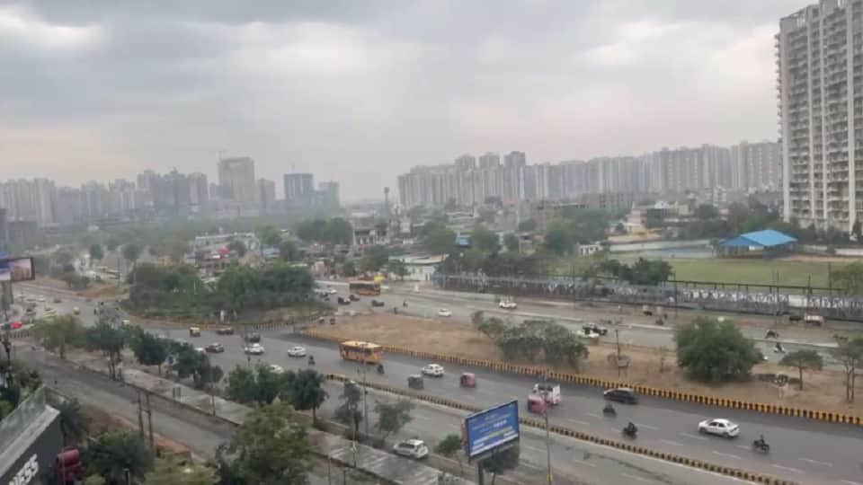 ग्रेटर नोएडा में बारिश