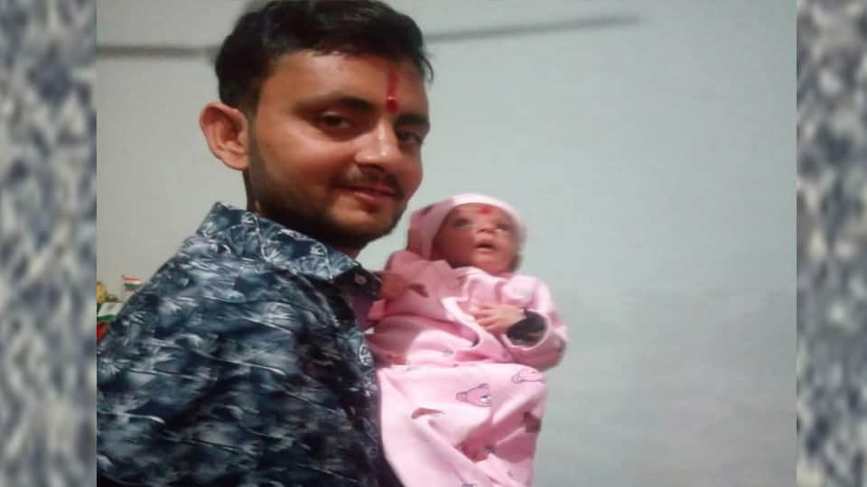 गौरव तिवारी की फाइल फोटो