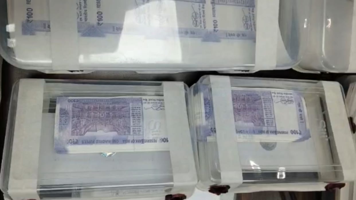 fake currency racket Busted in Chandauli police arrested one individual and took two others into custody