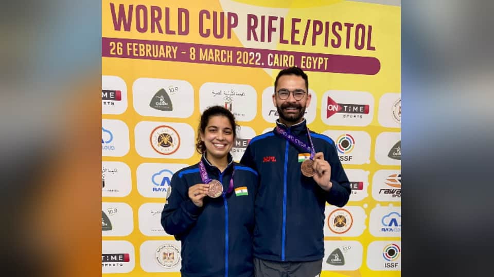 Women Athletes Choosing Sportsperson Partners to Balance Career and Life