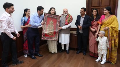 Kangana Ranaut Celebrates 40th Birthday With PM Modi Shares potos writes Heartfelt Note