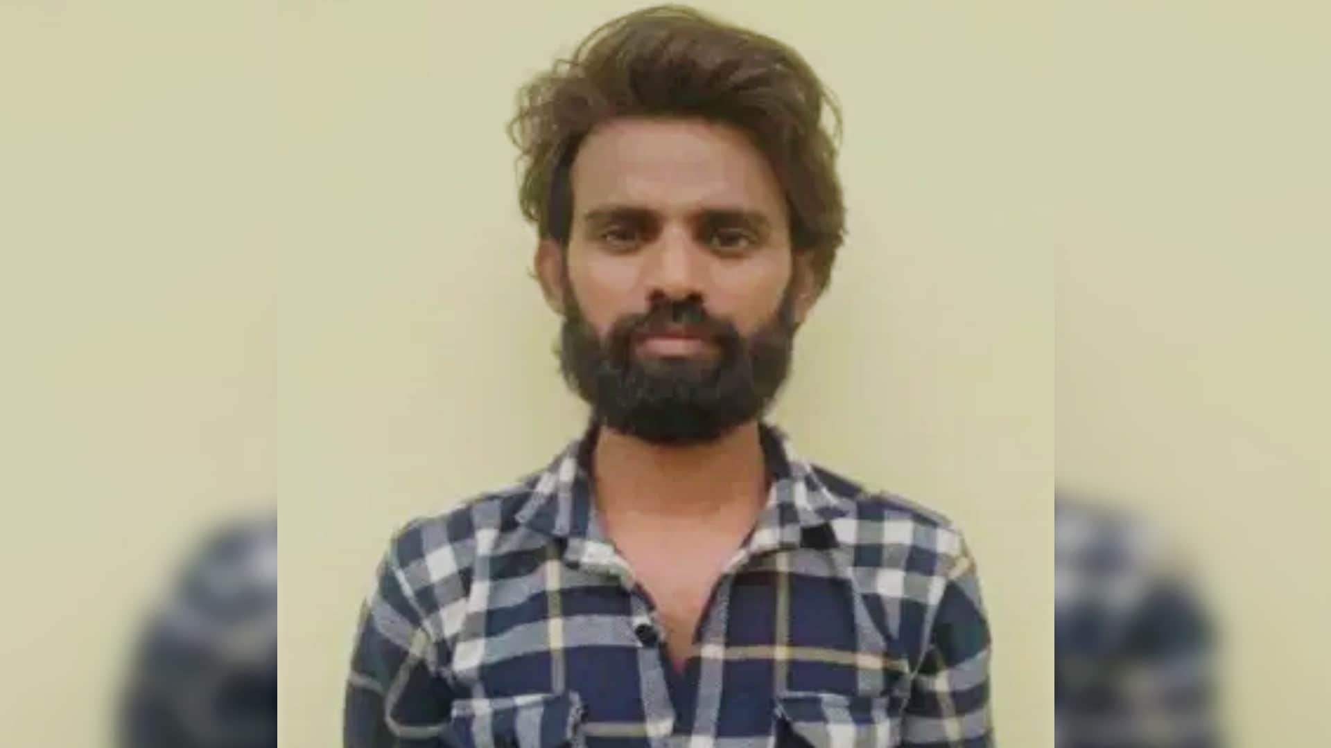 पुलिस की गिरफ्त में आरोपी पति