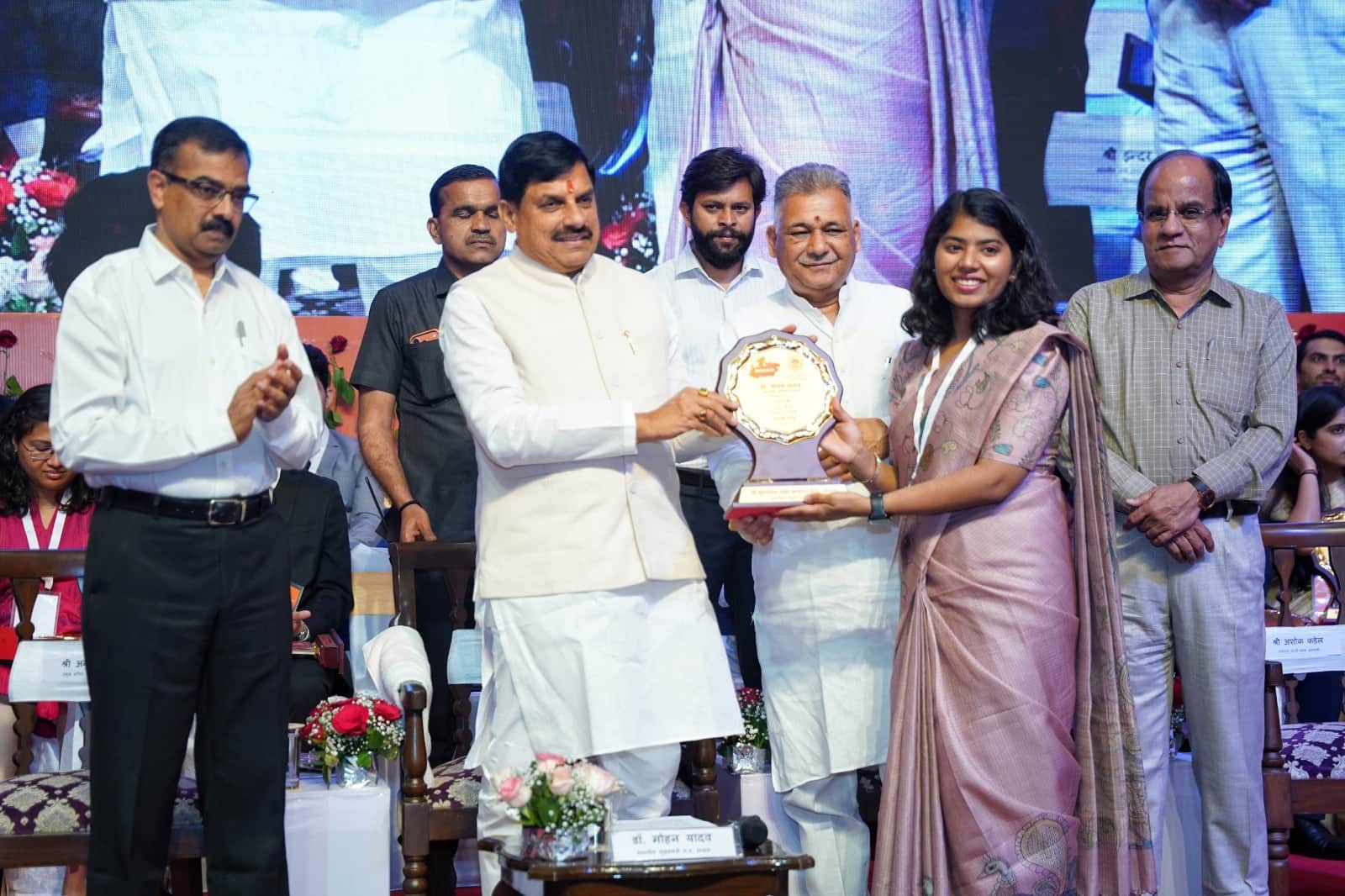 MP News: CM Yadav interacted with the youth selected in UPSC-2025, said – these candidates are the pride of th