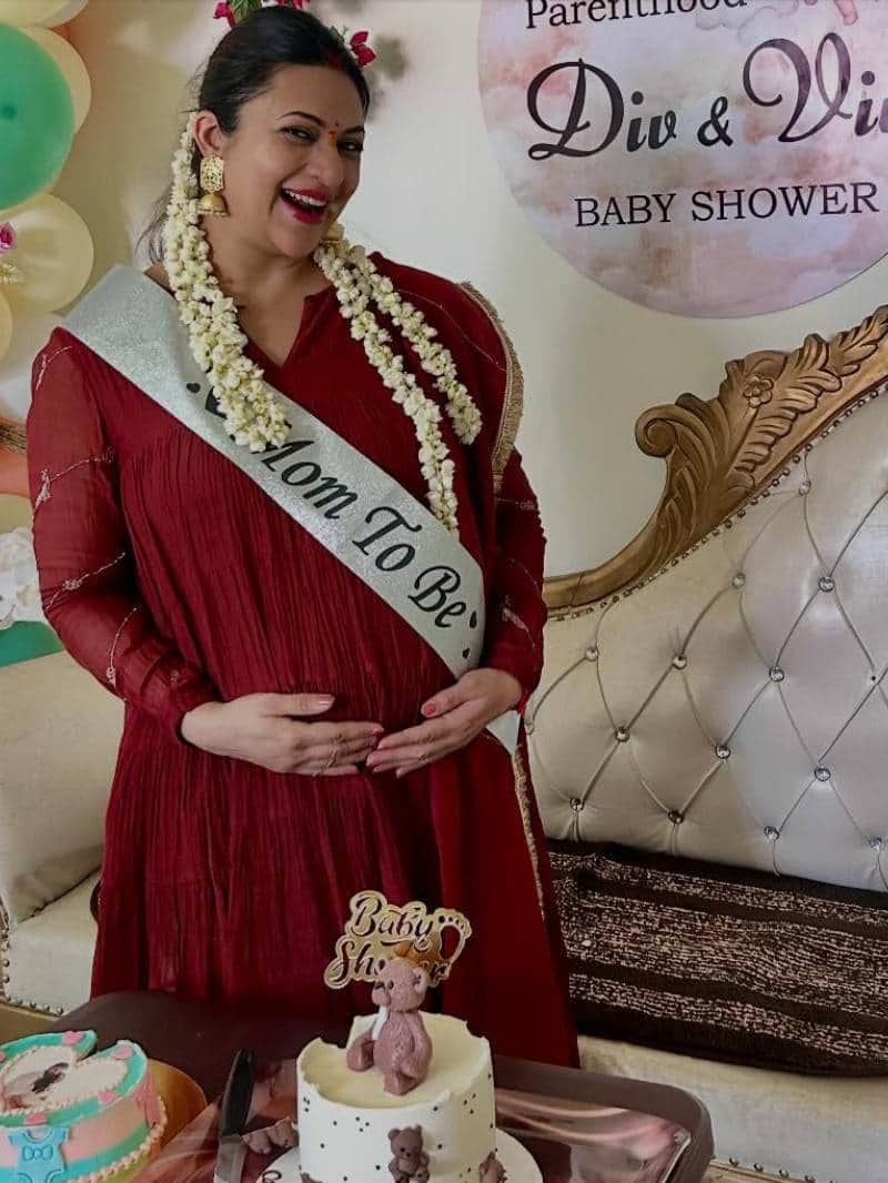 दिव्यांकी त्रिपाठी